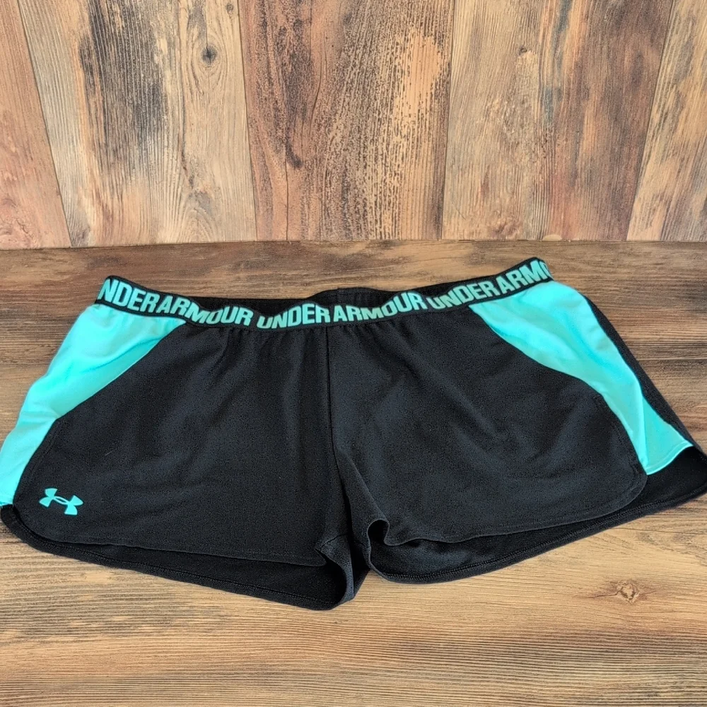 Under Armour Athletic Shorts XXL          W157
